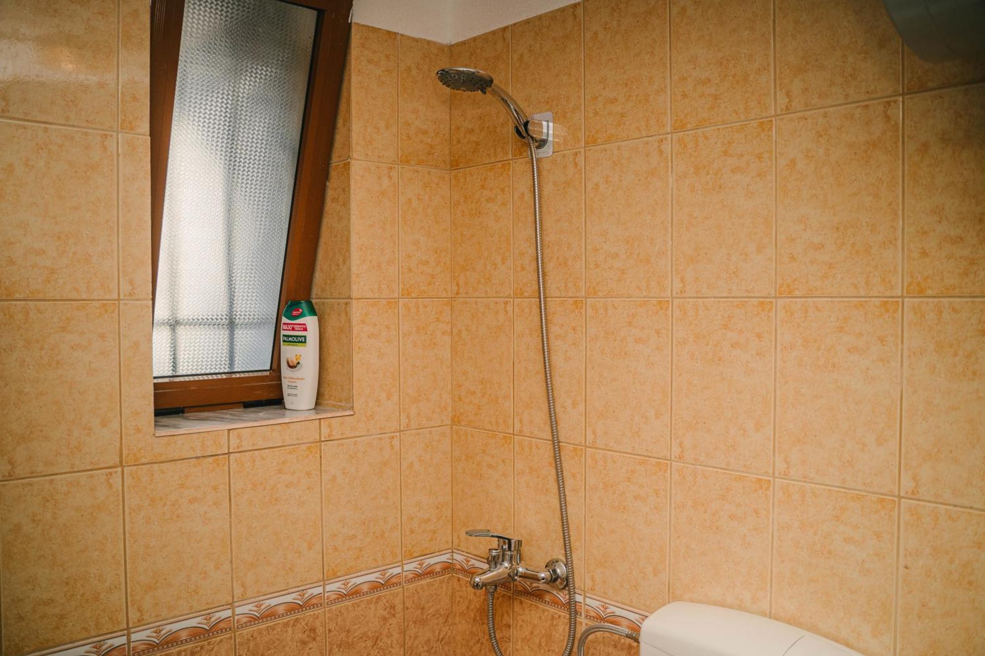 Peaceful Villa In New Bazaar Tirana Buitenkant foto